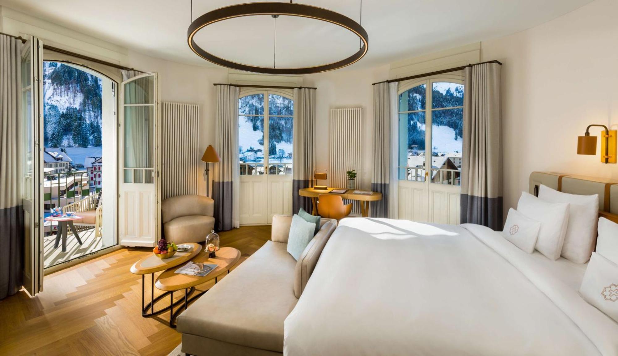 Kempinski Palace Hotel 5*
