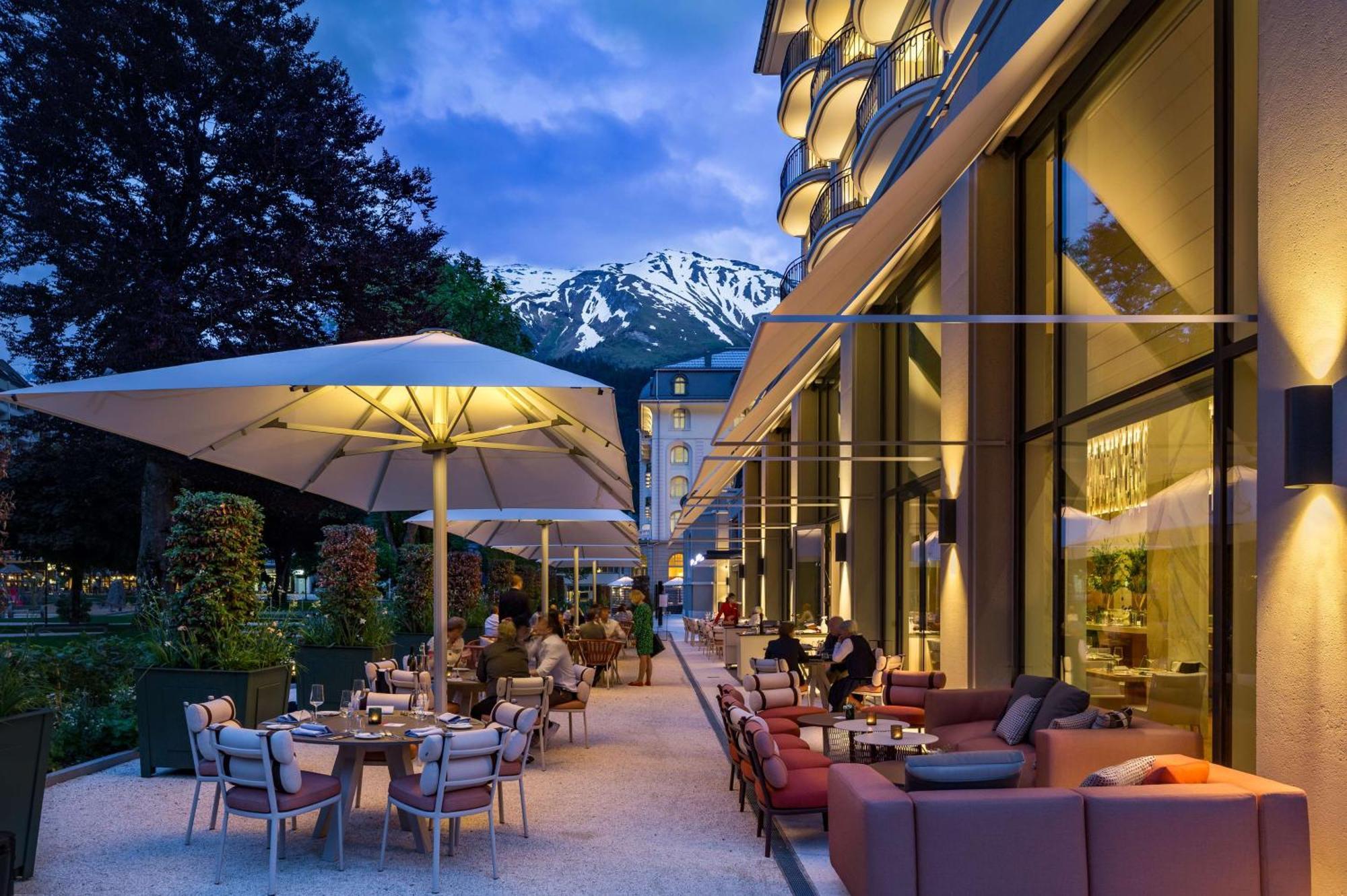 Kempinski Palace Hotel 5*